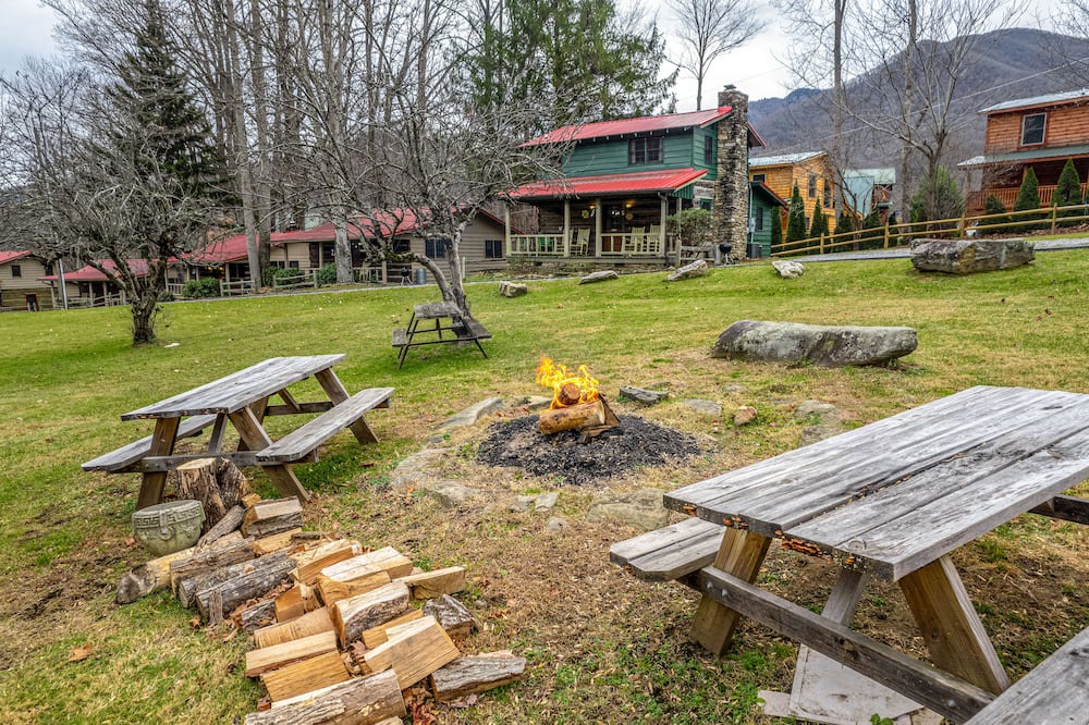 Photo of Others in Maggie Valley
