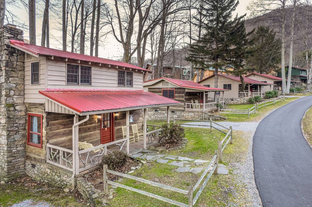 Photo of Others in Maggie Valley