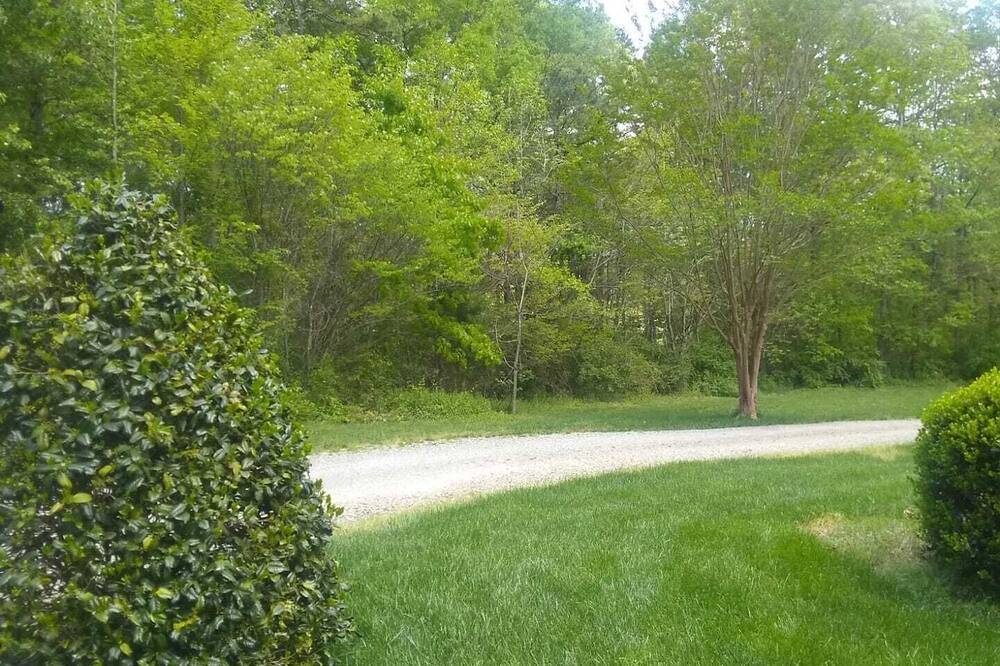 Photo of Others in Mint Hill