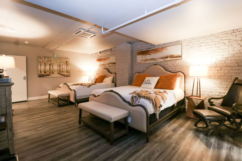 Photo of Bedroom in Seneca