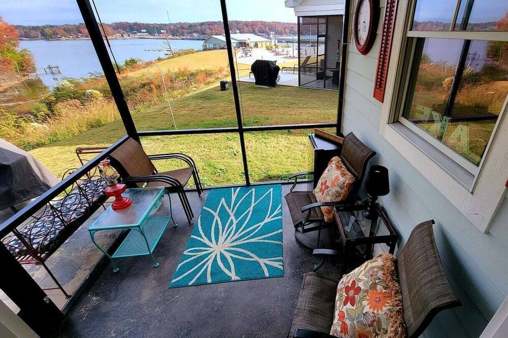 Photo of Livingroom in Greenwood
