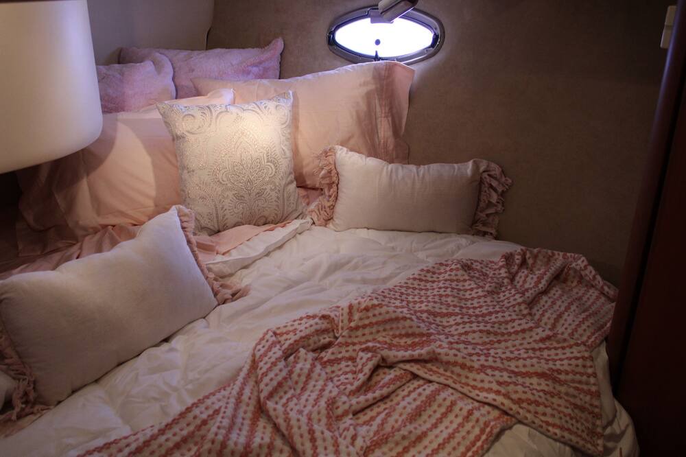 Photo of Bedroom in Lake Murray of Richland