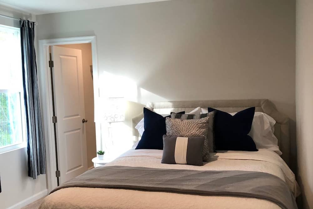 Photo of Bedroom in Kipling