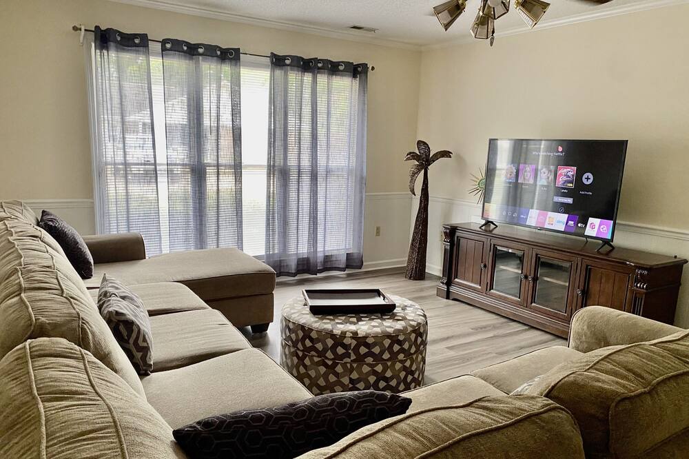 Photo of Livingroom in Sumter