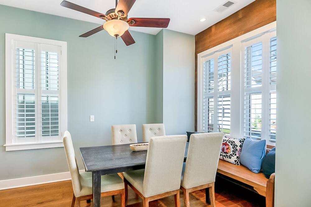 Photo of Kitchen in Westside
