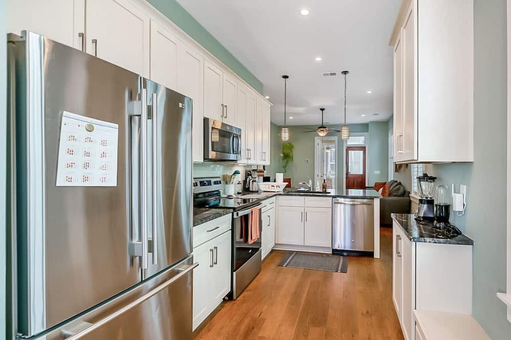 Photo of Kitchen in Westside