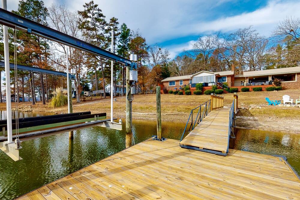 Photo of Others in Leesville