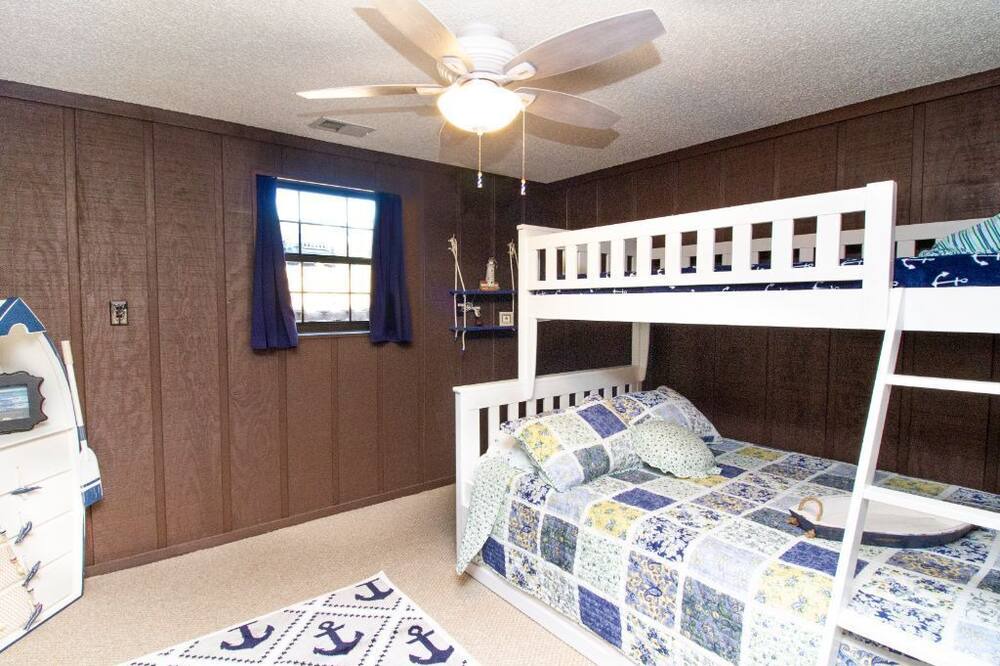 Photo of Bedroom in Fair Play