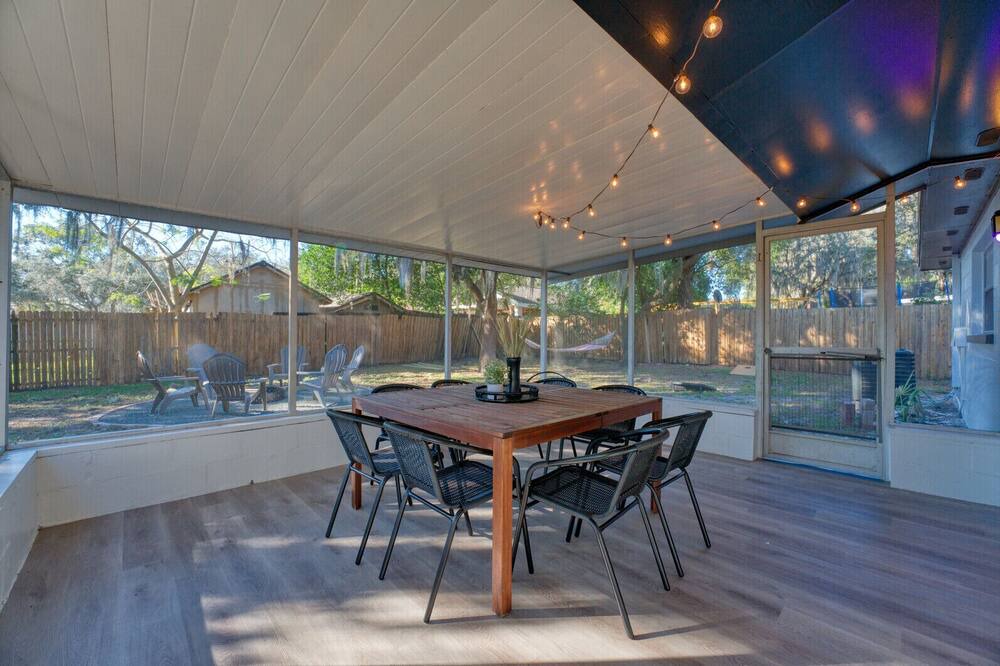 Photo of Outdoor in Bloomingdale