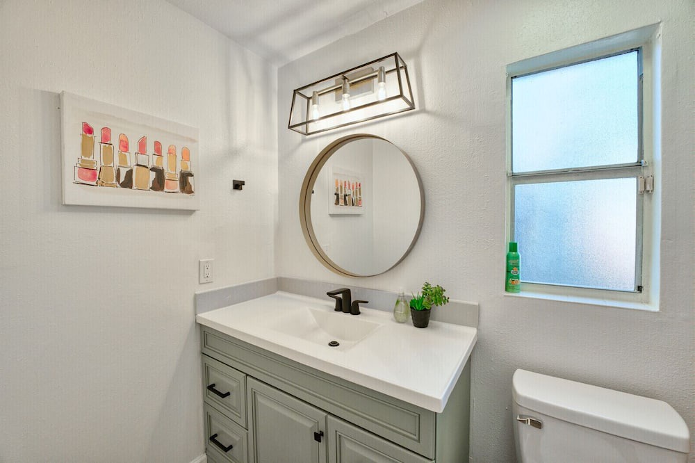 Photo of Bathroom in Bloomingdale