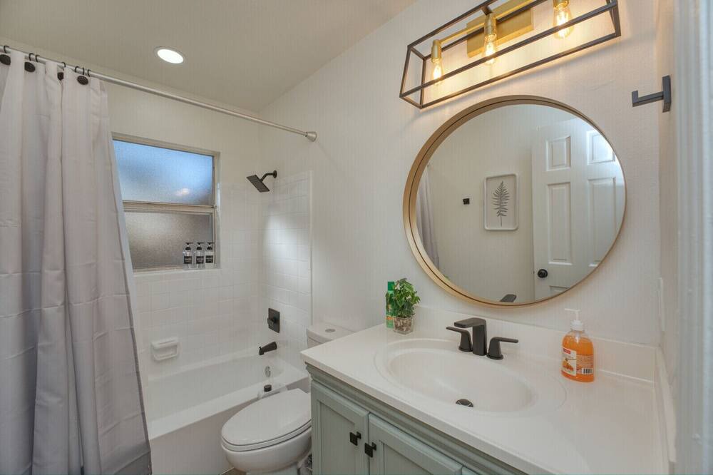 Photo of Bathroom in Bloomingdale