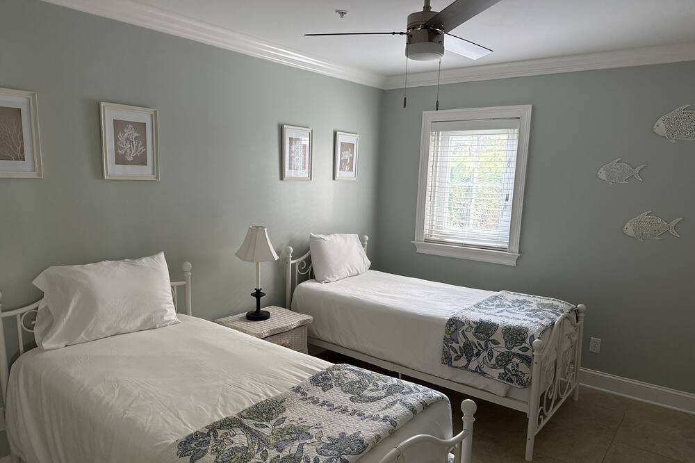 Photo of Bedroom in Daufuskie Island