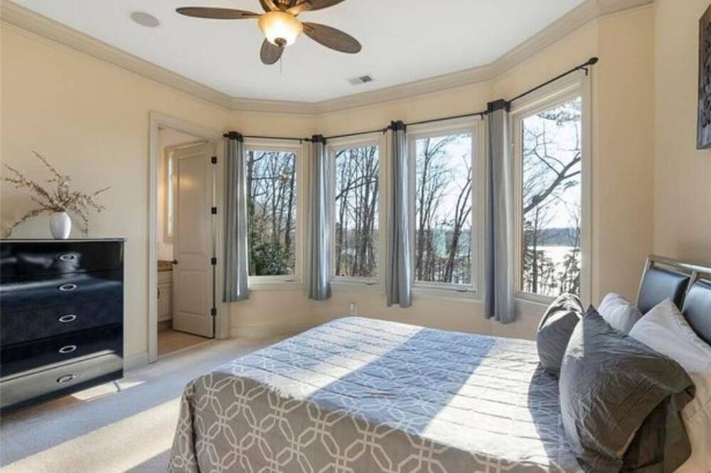 Photo of Bedroom in Gainesville