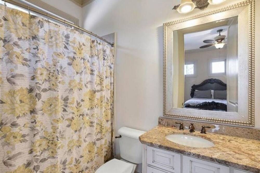 Photo of Bathroom in Gainesville