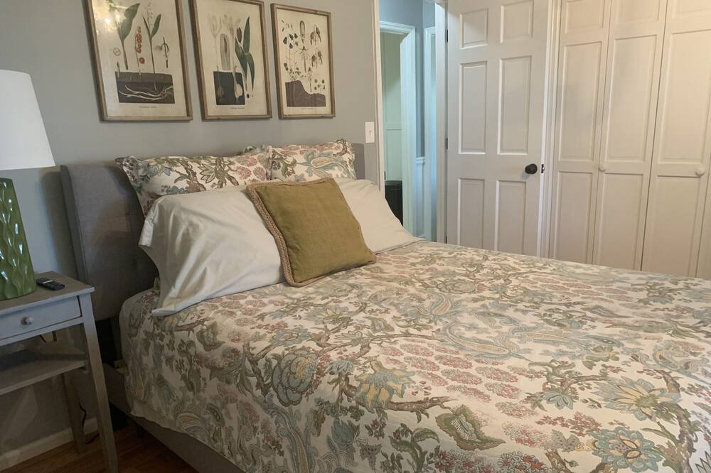 Photo of Bedroom in Jefferson