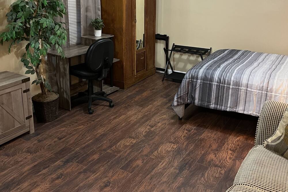 Photo of Bedroom in Braselton