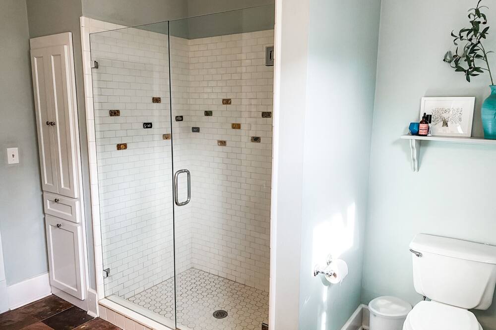 Photo of Bathroom in Summerville