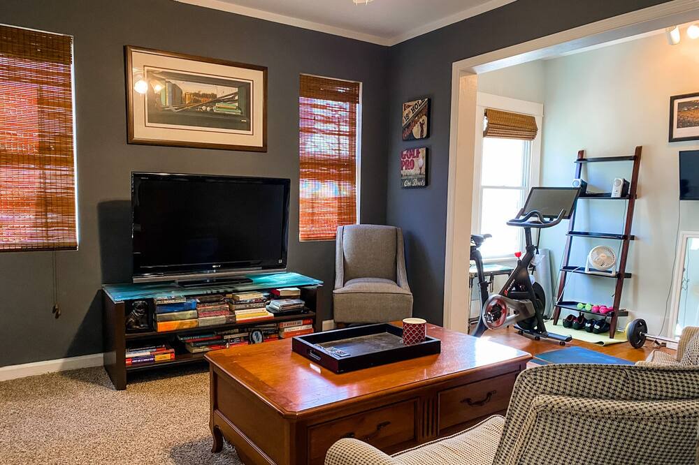 Photo of Bedroom in Summerville