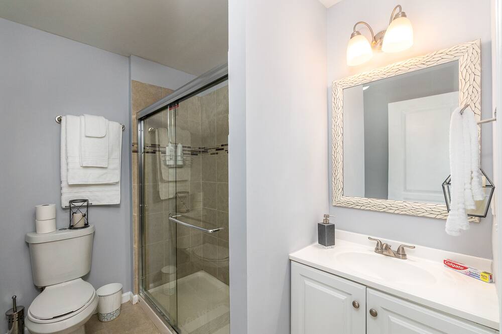 Photo of Bathroom in Dacula
