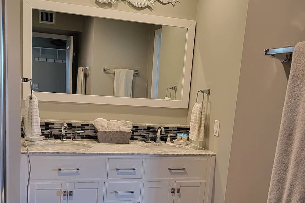 Photo of Bathroom in Grant-Valkaria