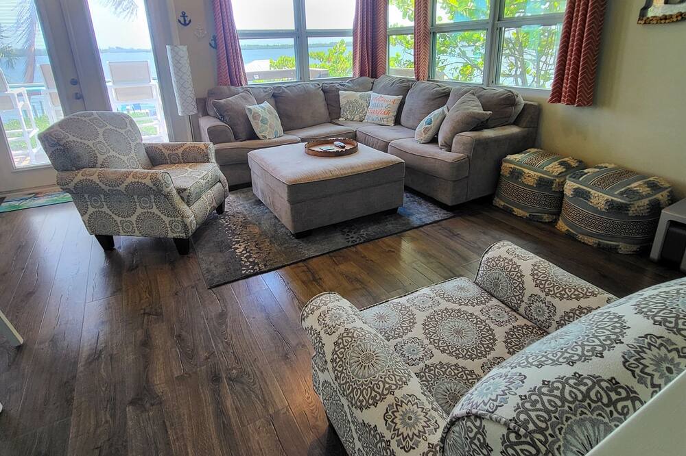 Photo of Bedroom in Grant-Valkaria