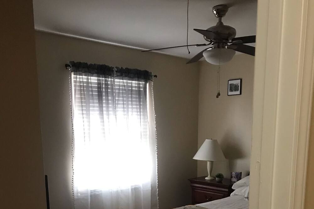 Photo of Bedroom in Huntcliff