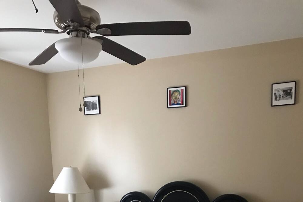 Photo of Bedroom in Huntcliff