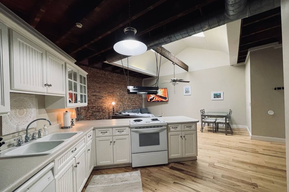 Photo of Kitchen in Abbeville