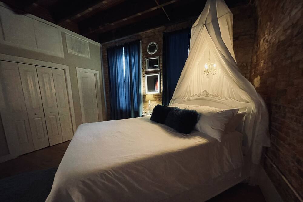 Photo of Bedroom in Abbeville