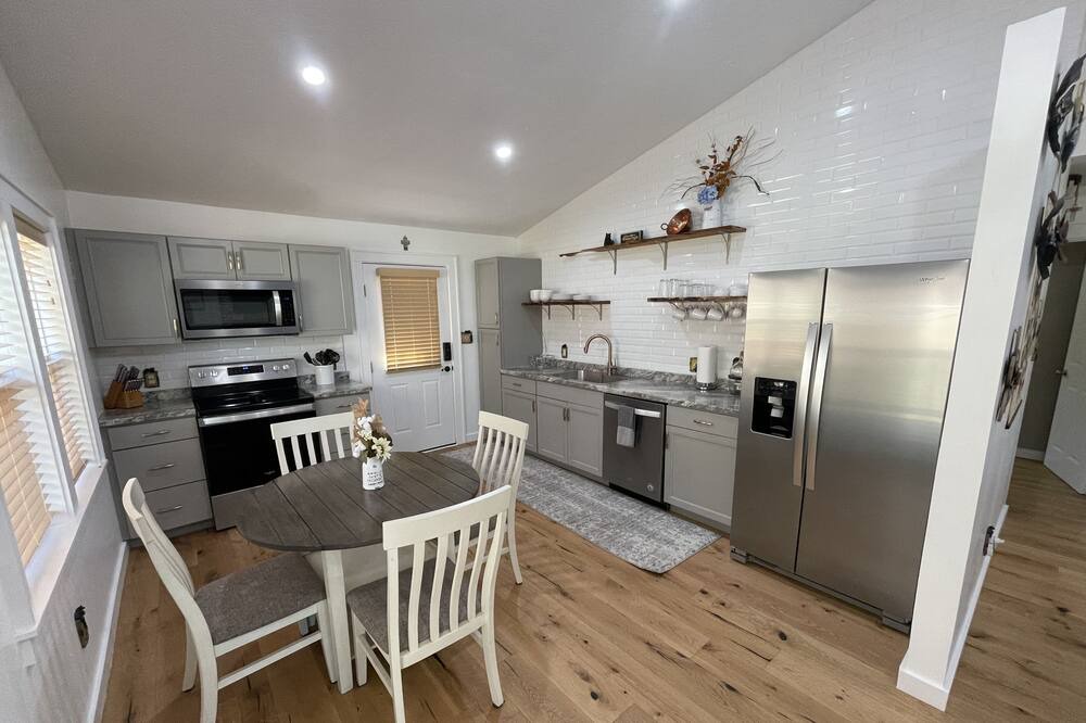 Photo of Kitchen in Tuckasegee