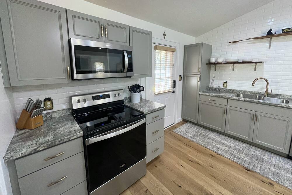 Photo of Kitchen in Tuckasegee