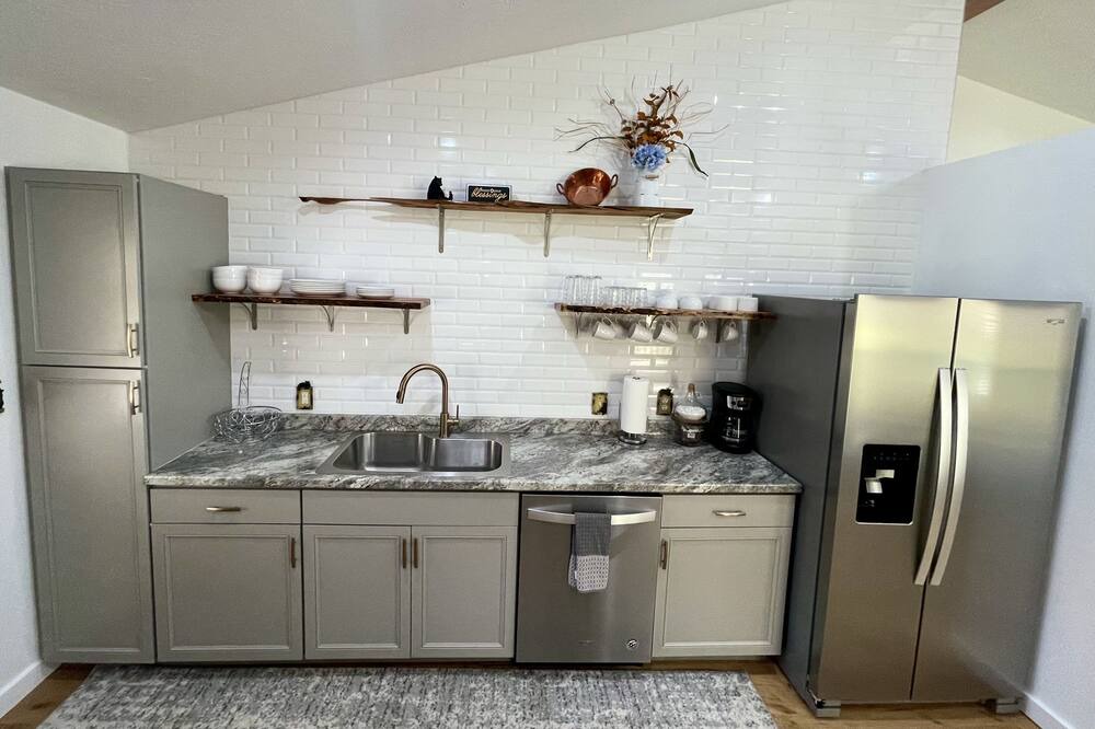 Photo of Kitchen in Tuckasegee