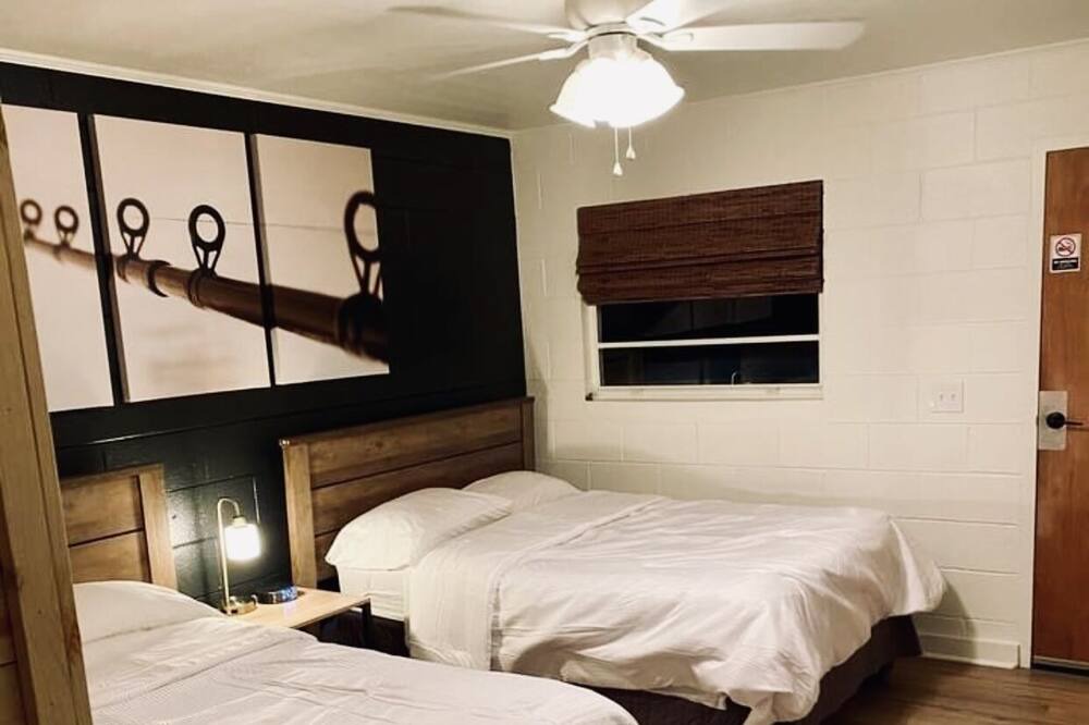 Photo of Bedroom in Townville
