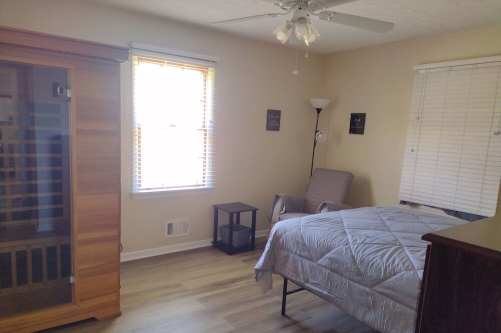 Photo of Bedroom in Golden Grove