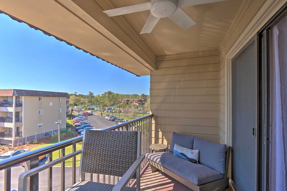 Photo of Patio Balcony in Folly Field