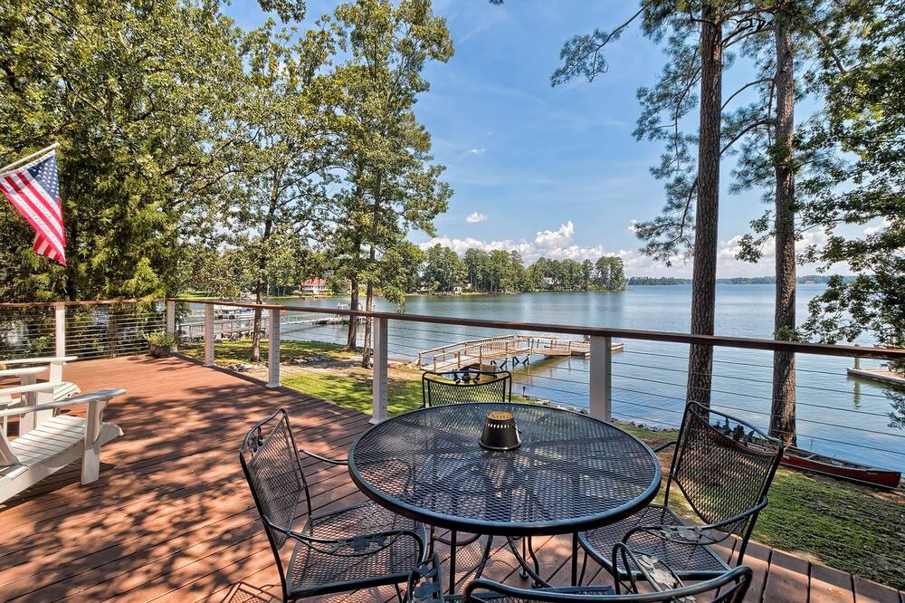 Photo of Outdoor in Chapin