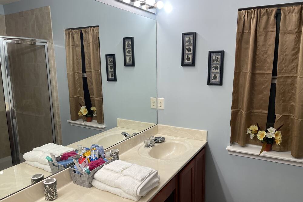 Photo of Bathroom in Northside