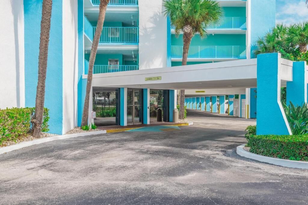Photo of Outdoor in Hutchinson Island South