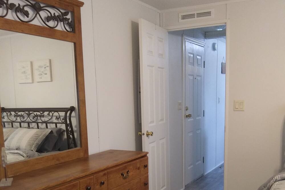 Photo of Bedroom in Summerton
