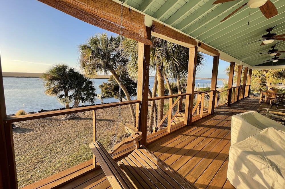 Photo of Patio Balcony in Daufuskie Island