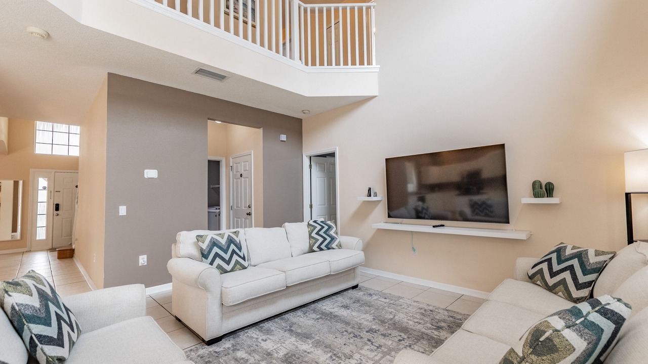 Photo of Livingroom in Lake Berkley