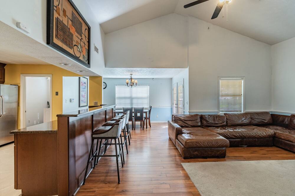 Photo of Livingroom in Plant City