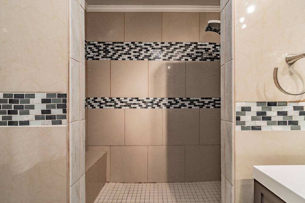 Photo of Bathroom in Plant City