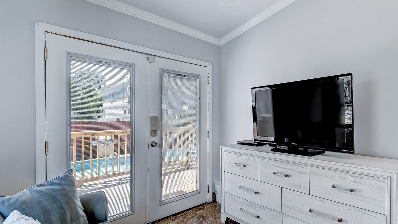 Photo of Livingroom in Beach Institute