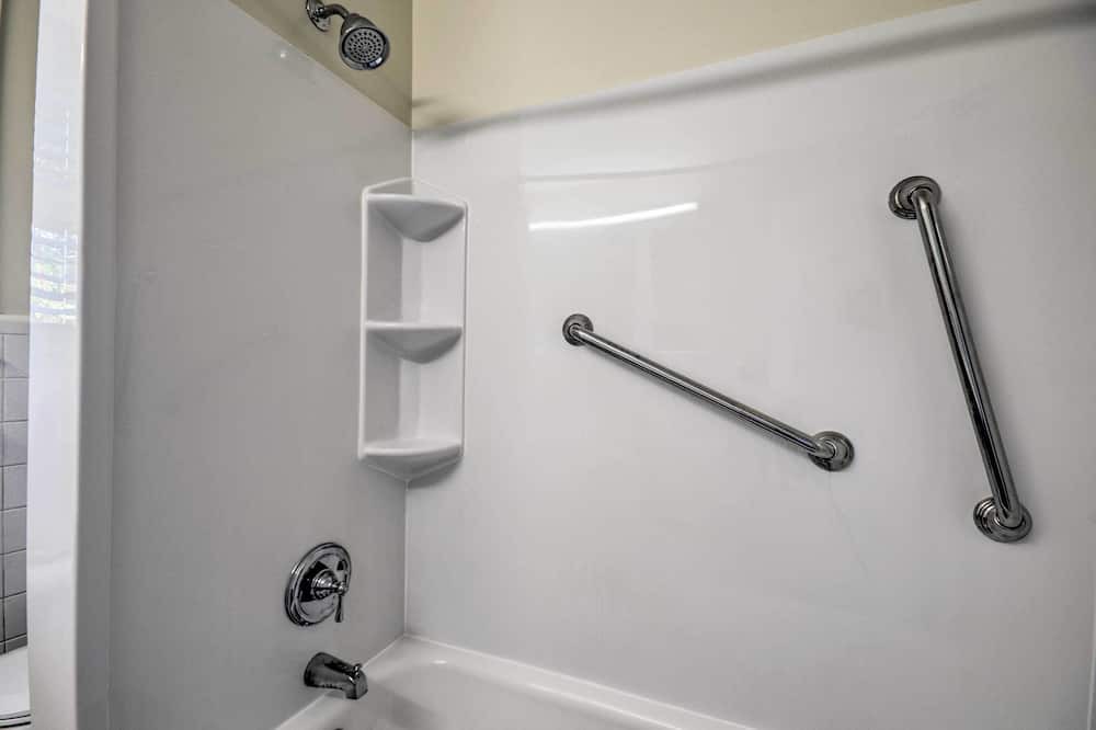 Photo of Bathroom in Belvedere