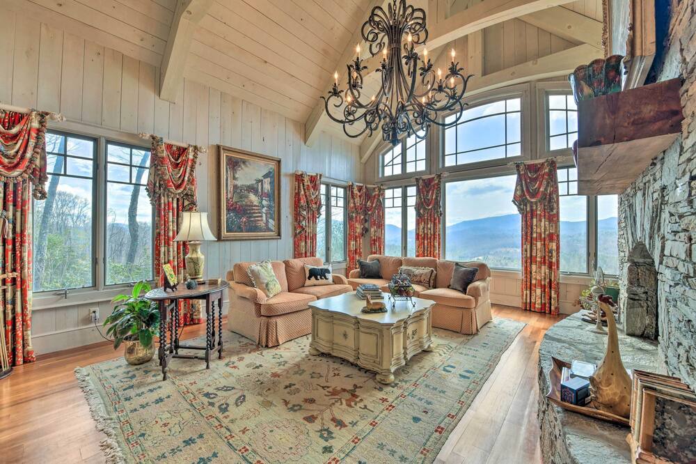 Photo of Bedroom in Cashiers