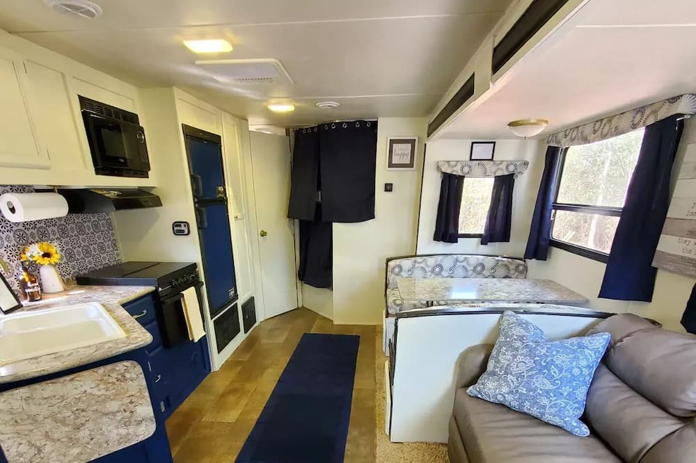 Photo of Livingroom in Statesboro