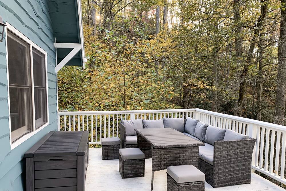 Photo of Patio Balcony in Cullowhee