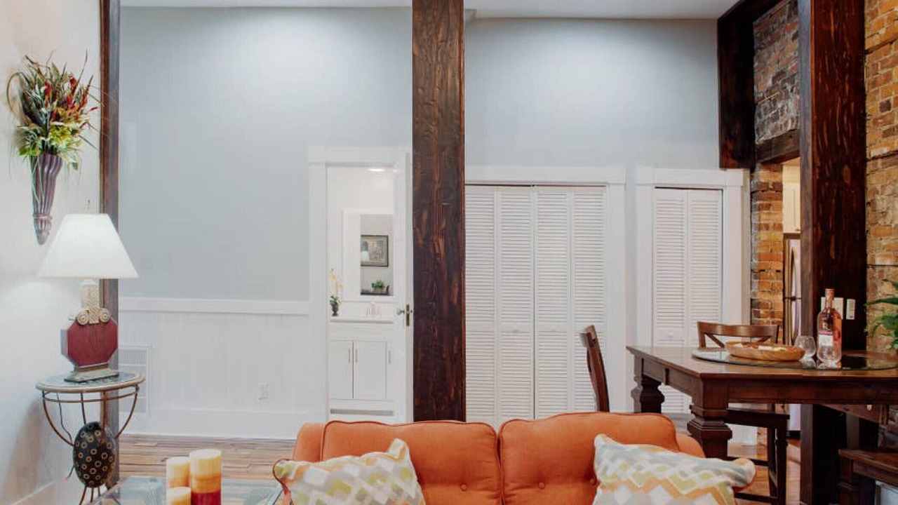 Photo of Livingroom in Dixon Park