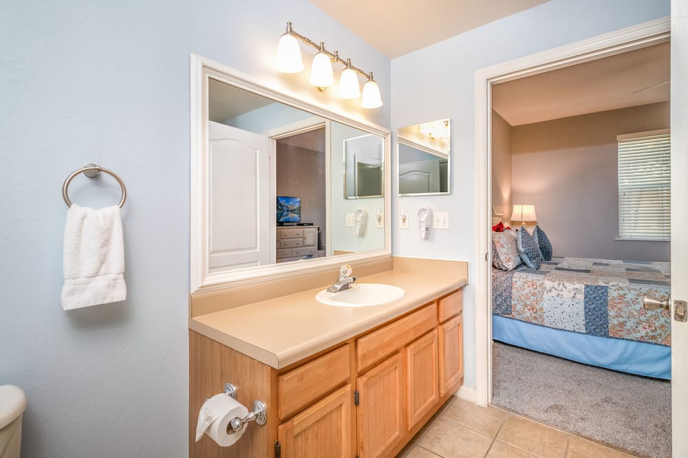 Photo of Bedroom in Kissimmee
